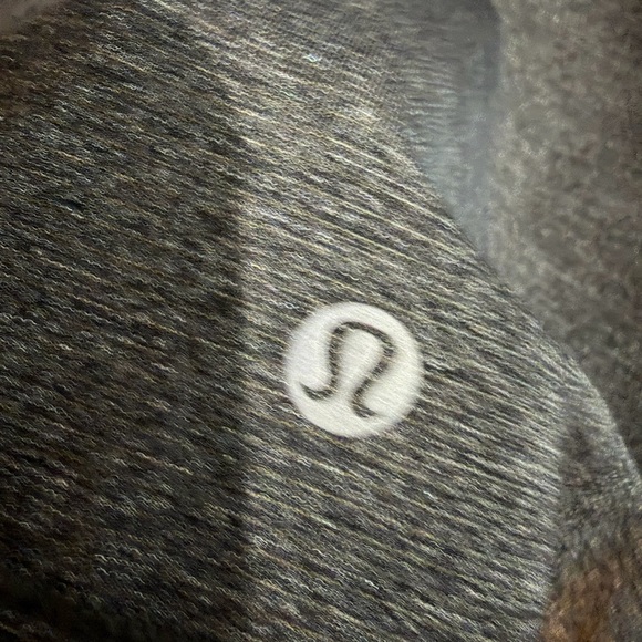 Lululemon Gray Top - Picture 3 of 4